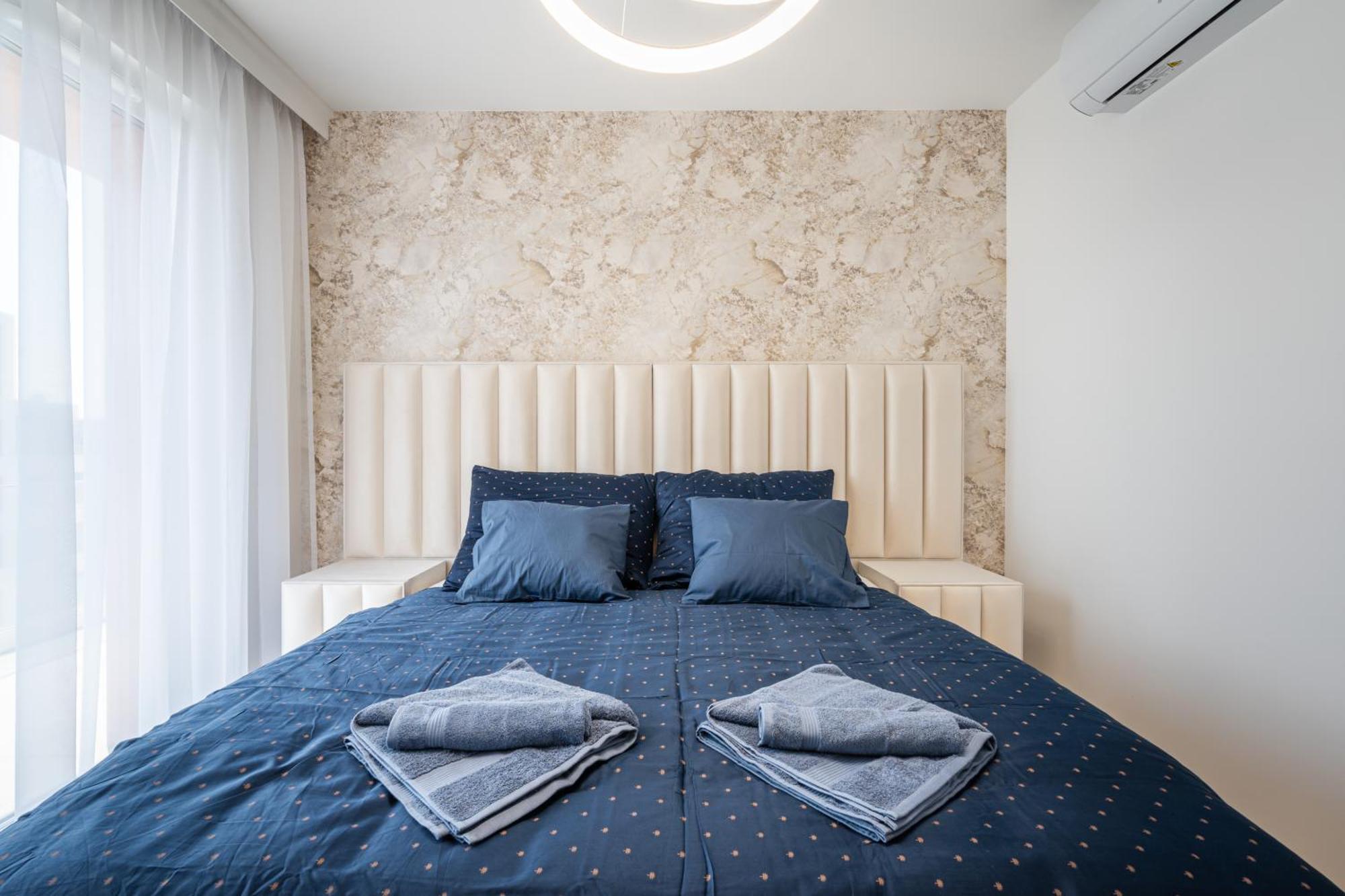 Апартаменти Corvin 5 Stars Luxury With Free Parking