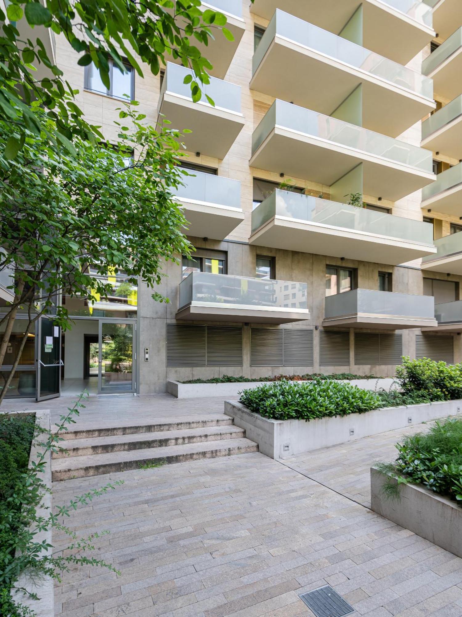 Апартаменти Corvin 5 Stars Luxury With Free Parking *