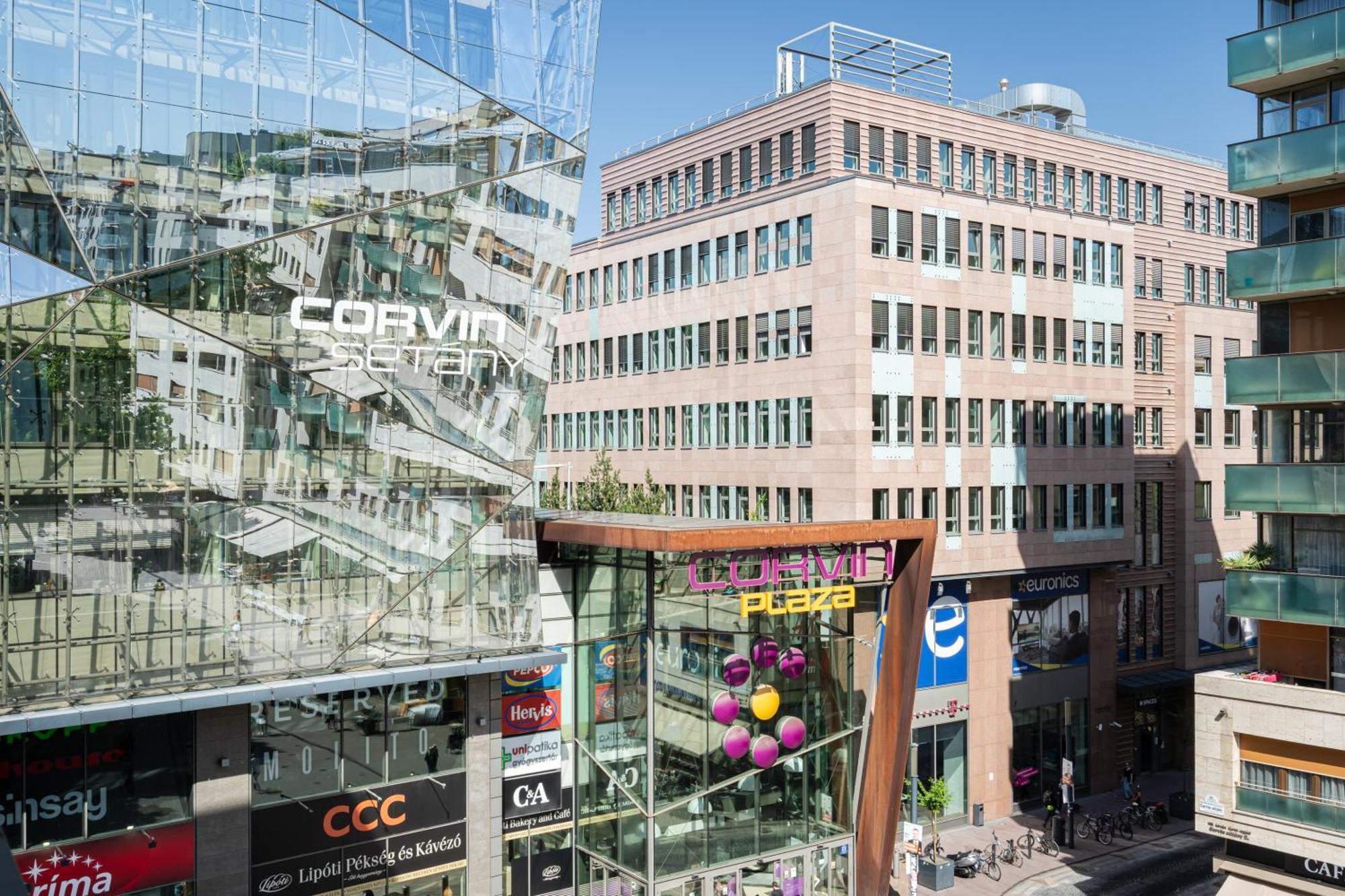 Corvin 5 Stars Luxury With Free Parking * Будапешт