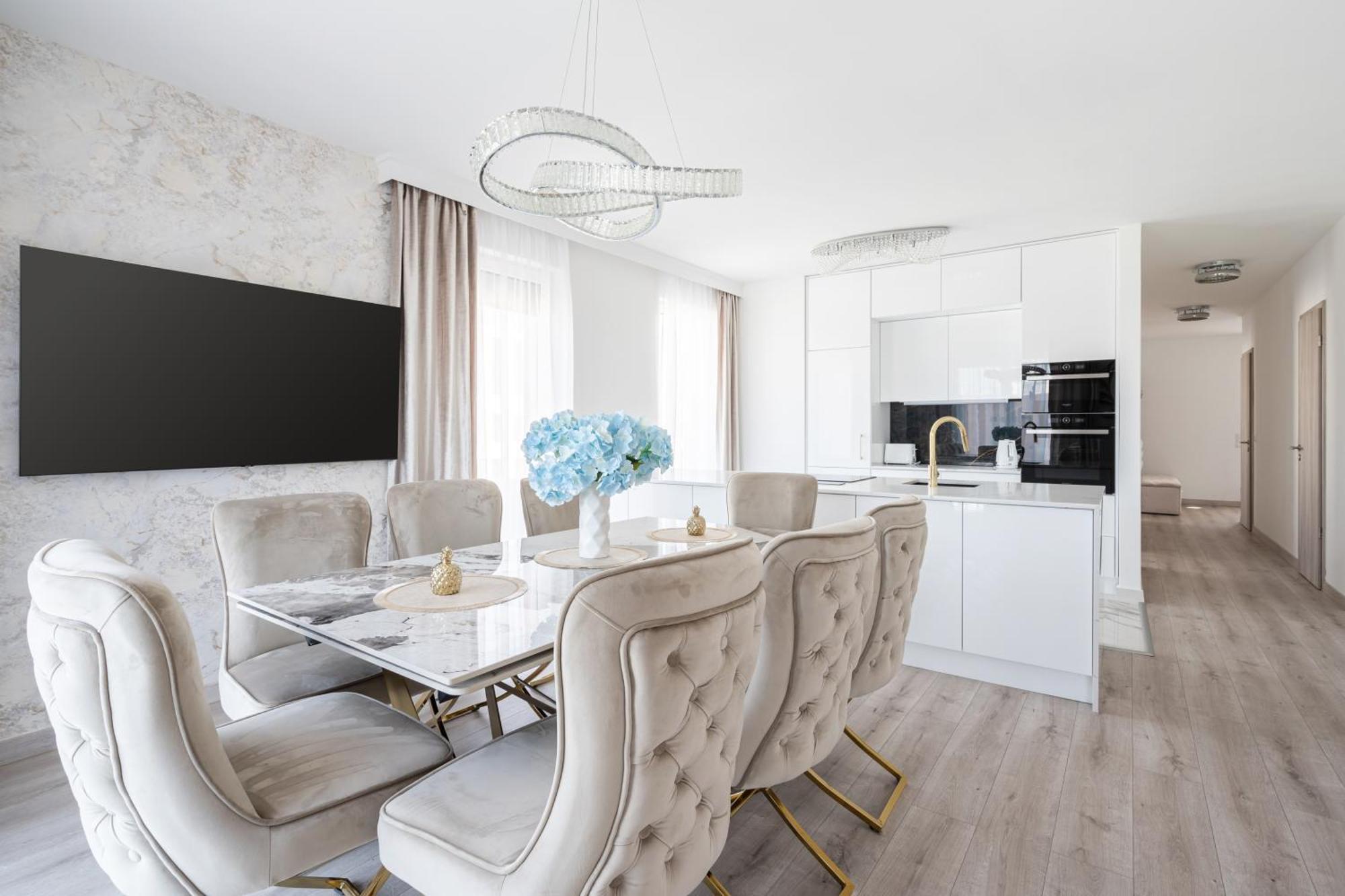 Corvin 5 Stars Luxury With Free Parking Appartement Budapest