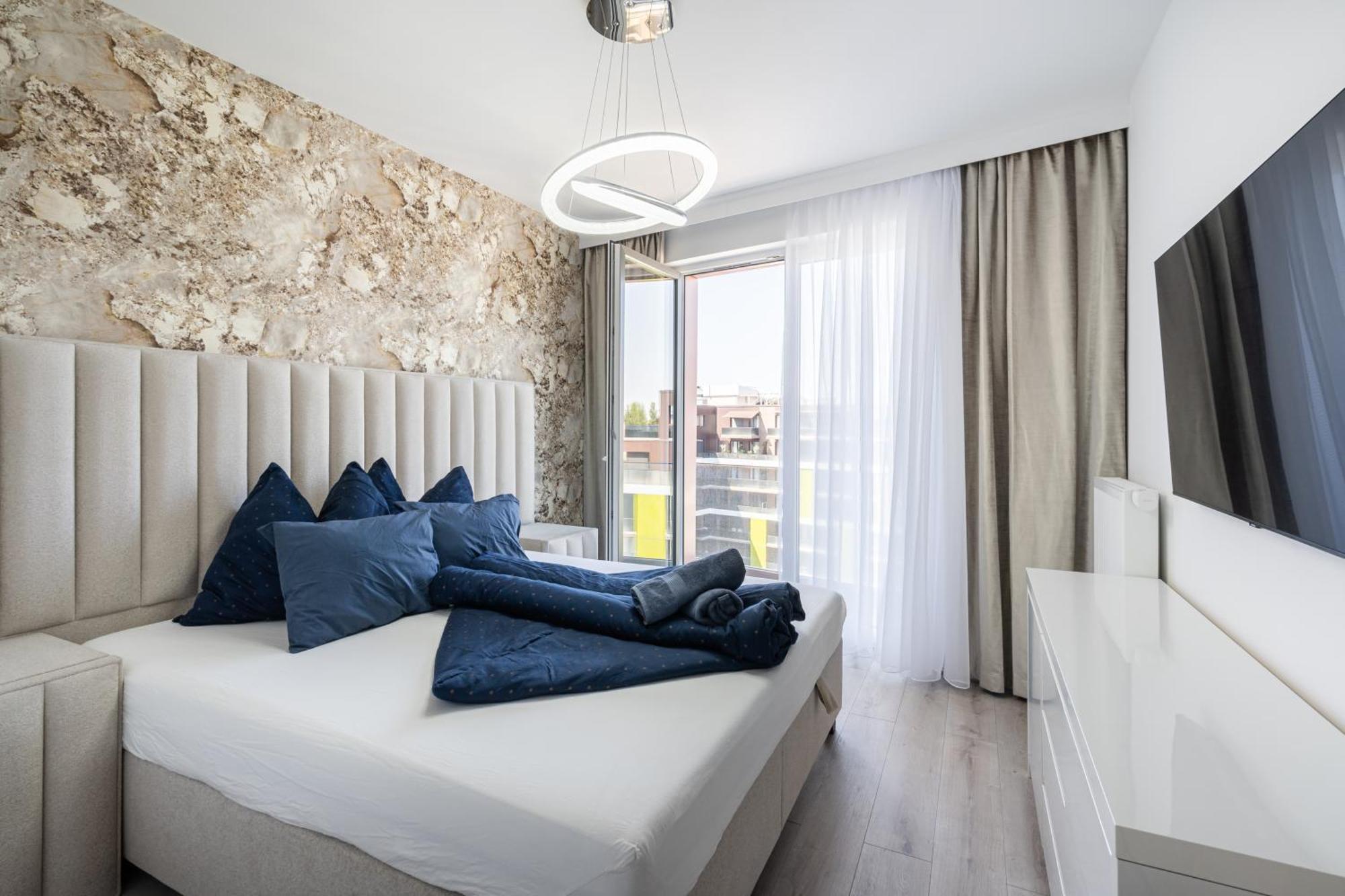 Апартаменти Corvin 5 Stars Luxury With Free Parking *